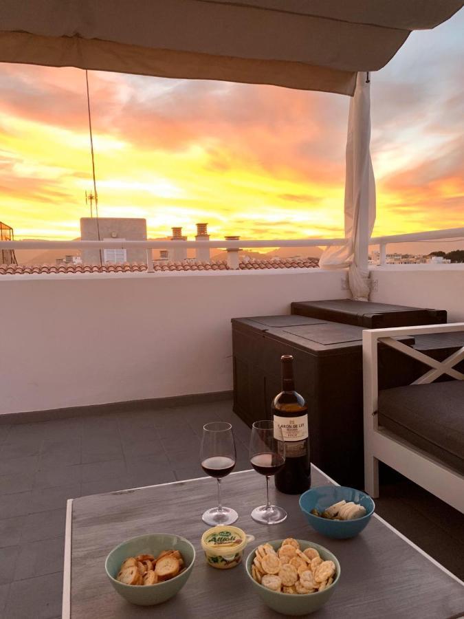 Sonne & Meerblick Aus 40 Grad Heissem Whirlpool Geniessen - Zentral Am Hafen Und Dennoch Ruhig กาลารัตจาดา ภายนอก รูปภาพ